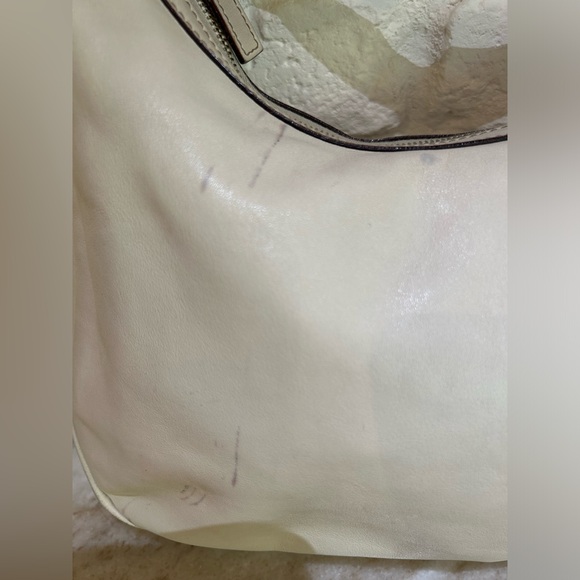 Gucci Shoulder Bag (Cream) - Picture 2 of 4